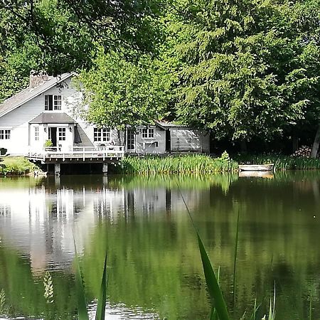 La Maison Du Lac Cul-des-Sarts Exterior foto